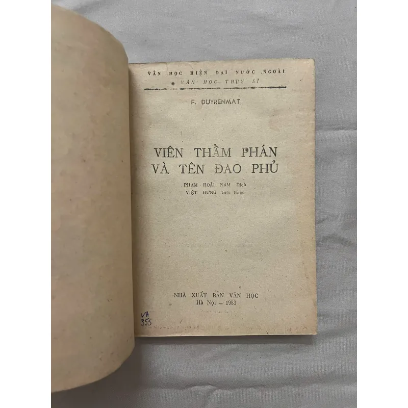 VIÊN THẨM PHÁN VÀ TÊN ĐAO PHỦ - F. Đuyrenmat 992766