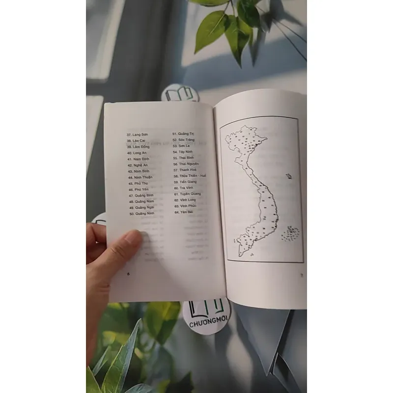 Việt Nam Tư Liệu Tóm Tắt - Nguyễn Khắc Thuần 970225