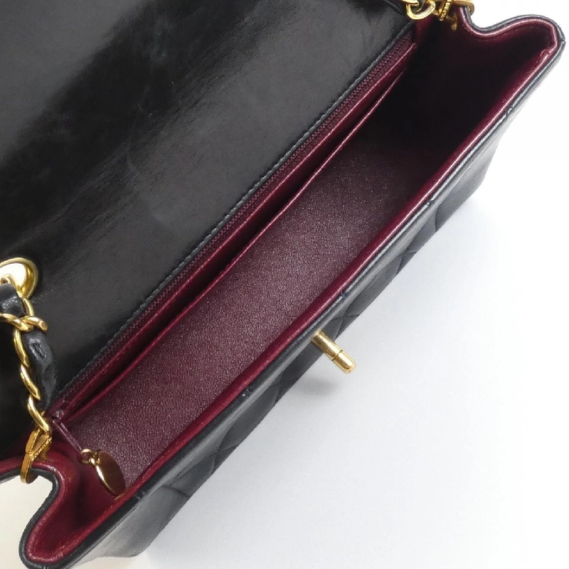 Túi xách chéo Chanel 01164 610052