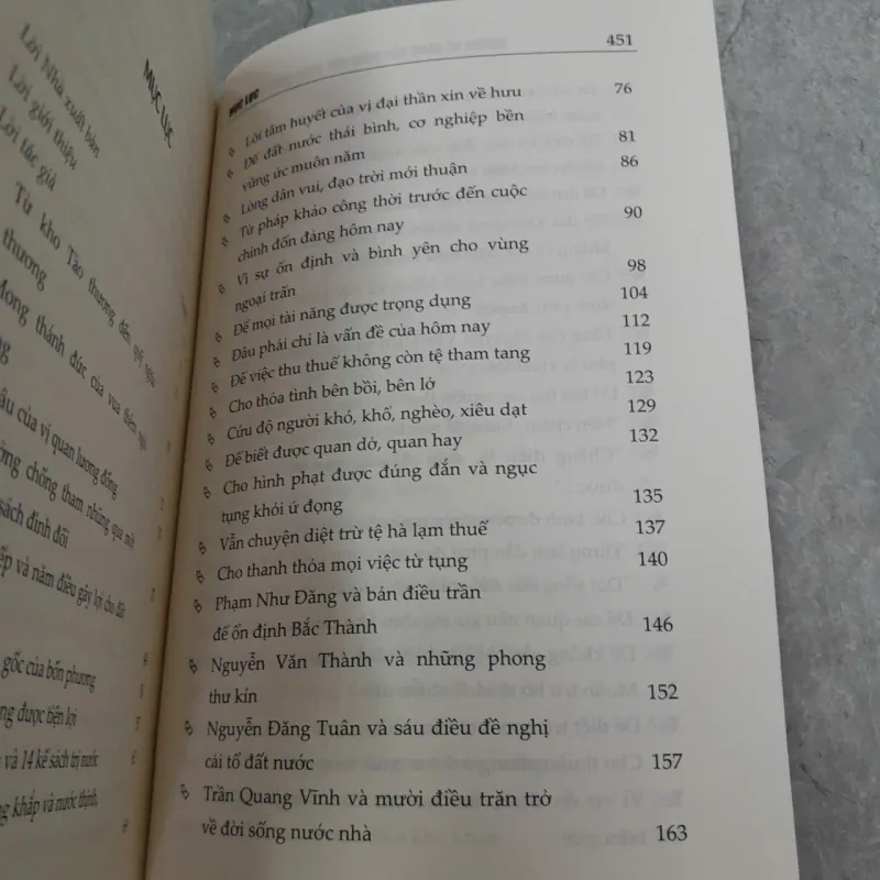 NHỮNG KẾ SÁCH XÂY DỰNG ĐẤT NƯỚC CỦA CHA ÔNG TA - BÙI XUÂN ĐÍNH 603307