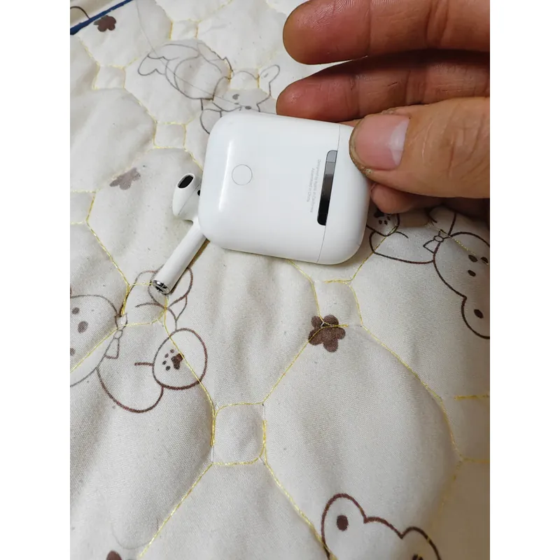Airpod chính hãng 706354