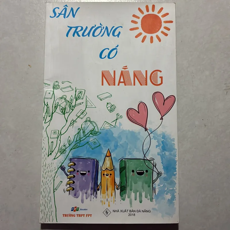 Trên sân trường có nắng 760843