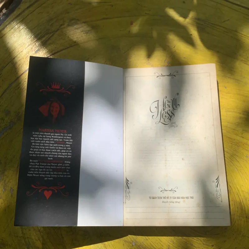 COMBO HOÀNG HẬU CƠ- MARISSA MEYER 782691