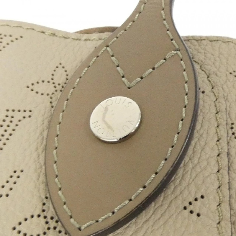 Túi xách Louis Vuitton Mahina Hina PM M54351 - Hàng hiệu Chính hãng 765676