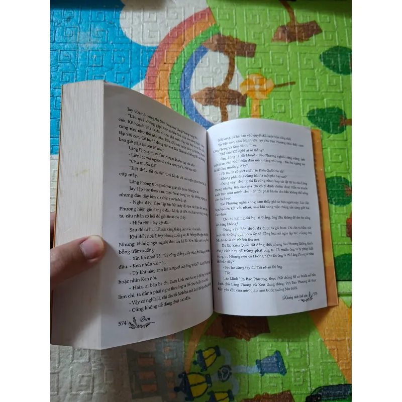 Khoảng Cách Tình Yêu 1002206