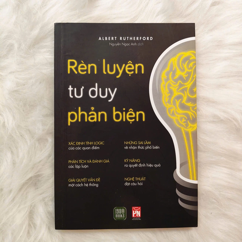Rèn luyện tư duy phản biện - Albert Rutherford 529186