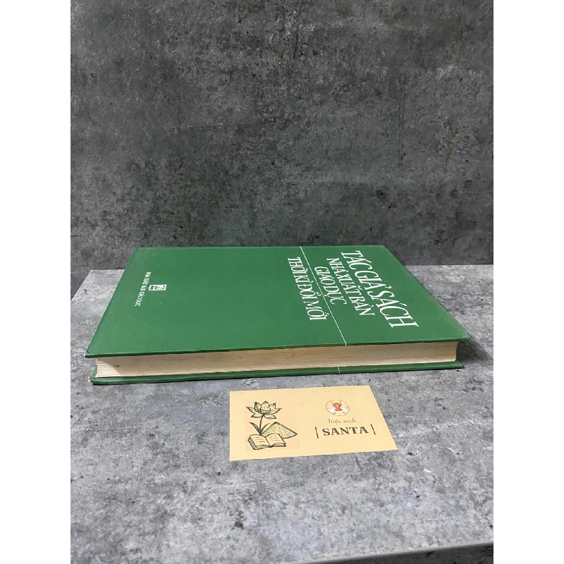 Tác giả sách nhà xuất bản giáo dục thời kỳ đổi mới (bìa cứng) 787915