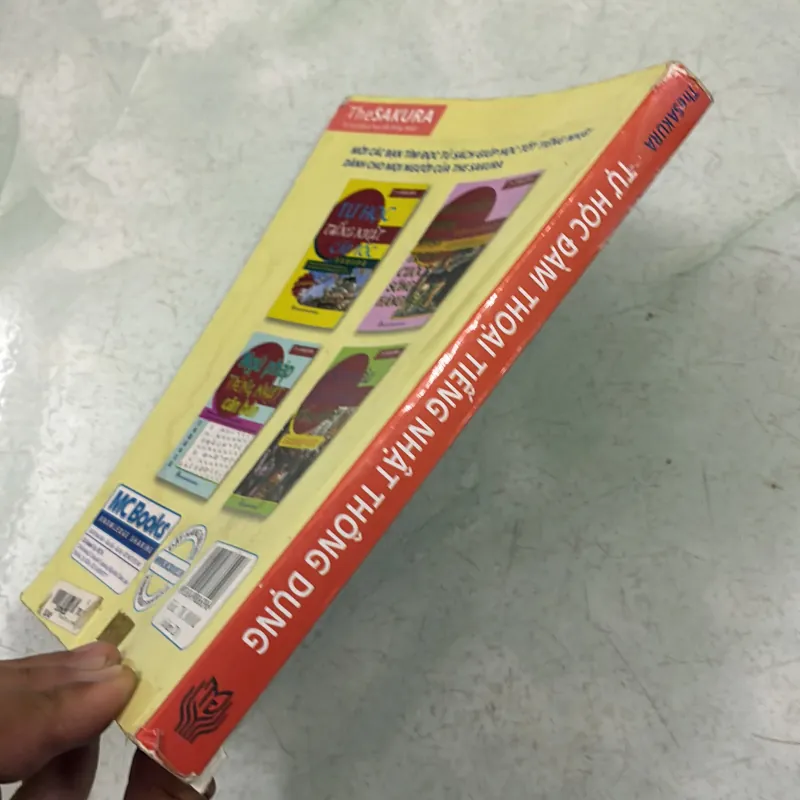 Tự học đàm thoại tiếng Nhật thông dụng 1005232