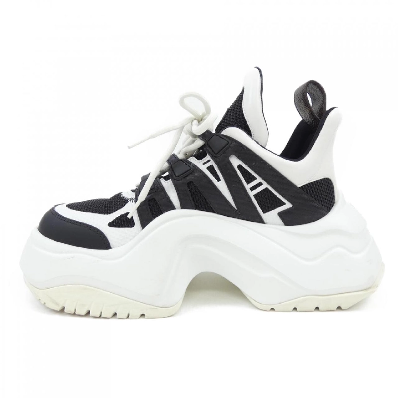 Giày sneaker LV Arclight 2.0 phiên bản giới hạn Nhật Bản của Louis Vuitton 660213