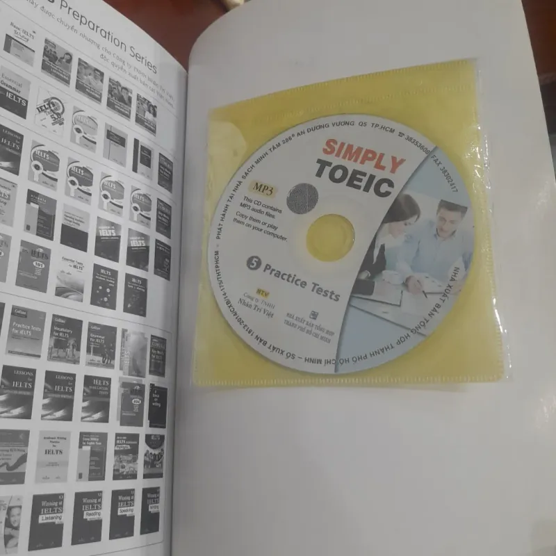 Simply TOEIC 5 Practice Tests (kèm CD) 930910