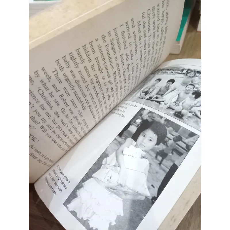 Mama Tina - Christina Noble with Gretta Curran Browne 703786