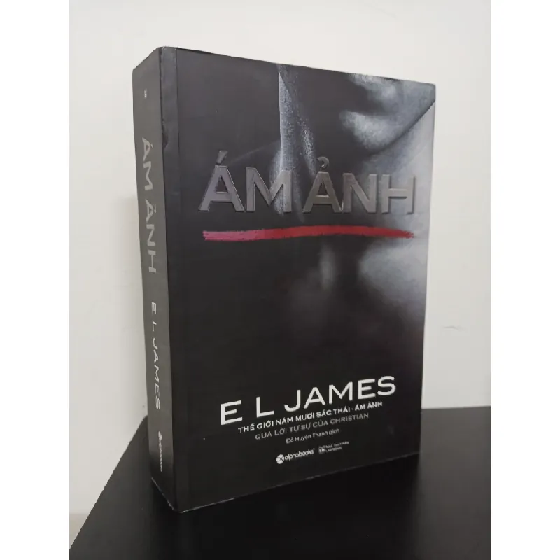 [Phiên Chợ Sách Cũ] 50 Sắc Thái - Tập 5: Ám Ảnh - E. L. James 0401 403969