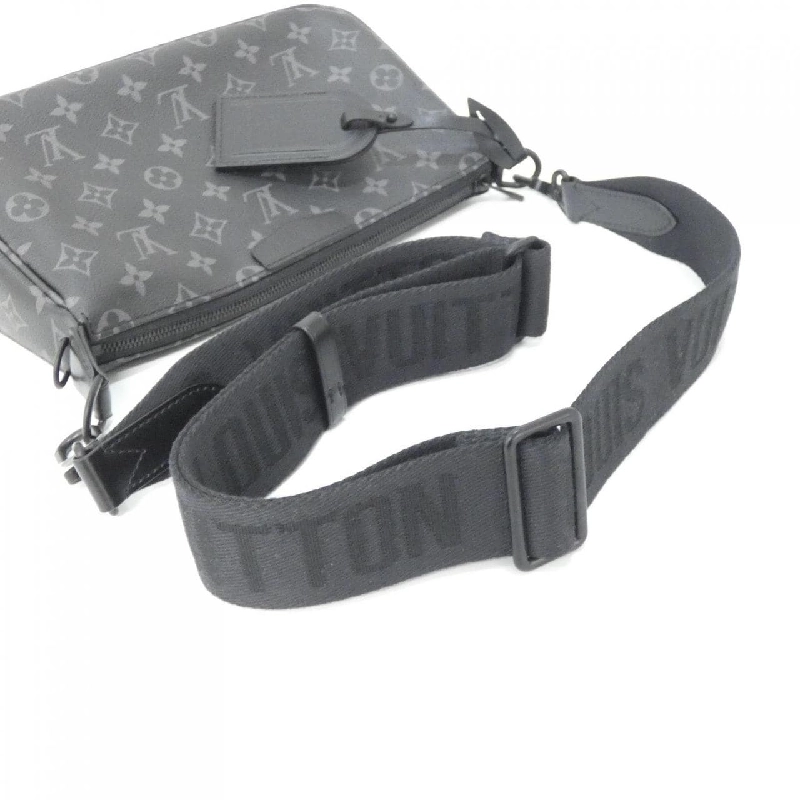 Túi xách Louis Vuitton Monogram Eclipse Pochette Accessoires XL M11741 - Hàng hiệu Chính hãng 767100