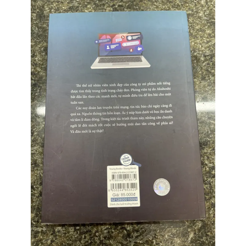 Án mạng bạch tuyết Minato Kanae 705874