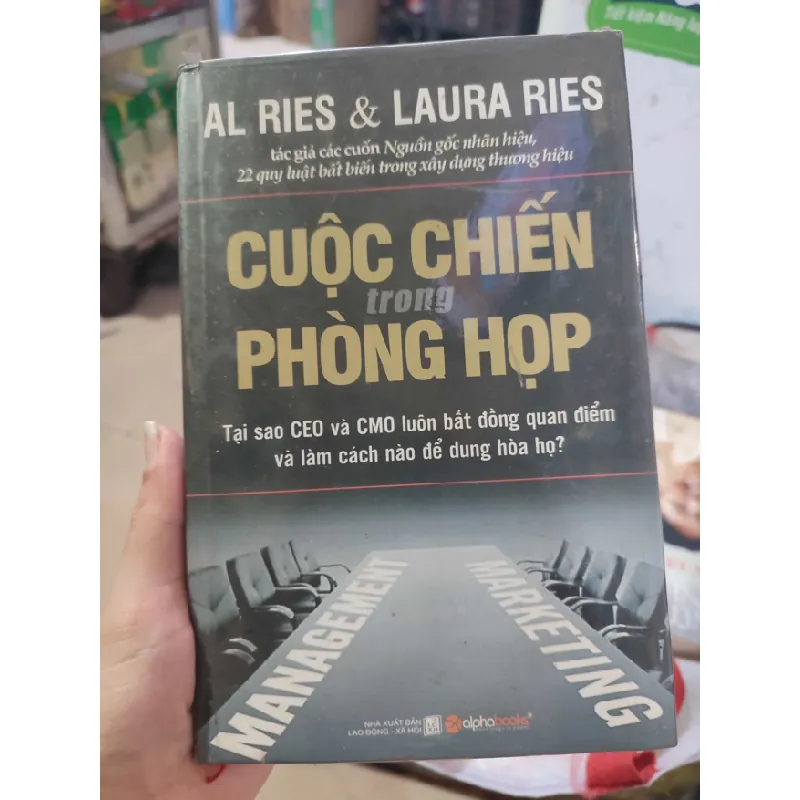 [Phiên Chợ Sách Cũ] Cuộc chiến trong phòng họp 2303 412402