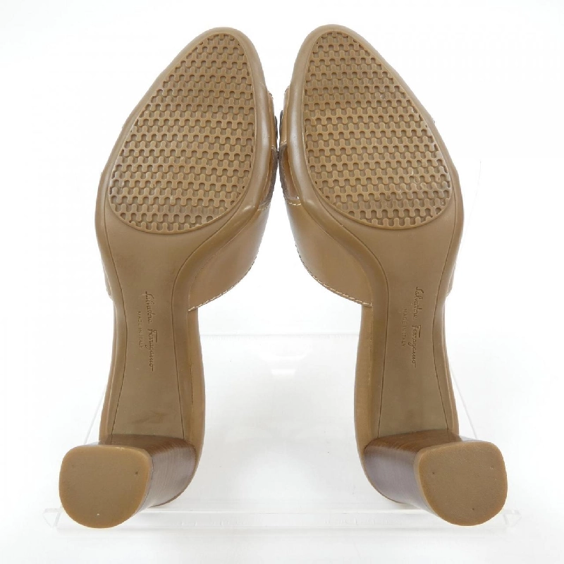 Giày sandal FERRAGAMO PG1965 - Hàng hiệu Authentic 829780