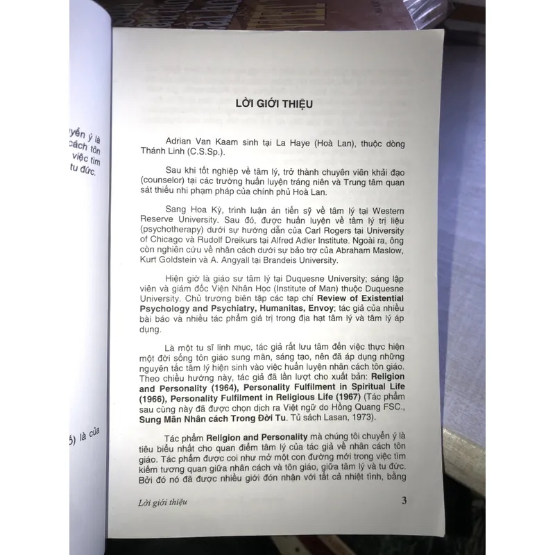 Nhân cách Tôn giáo 700674