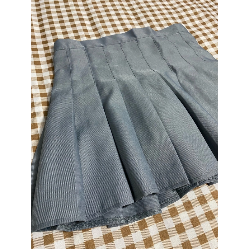 Váy tennis xám có quần trong 462983