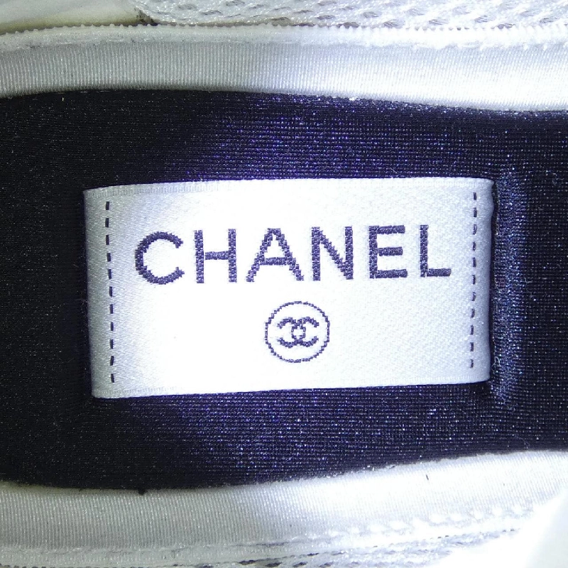 Giày sneaker CHANEL 660106