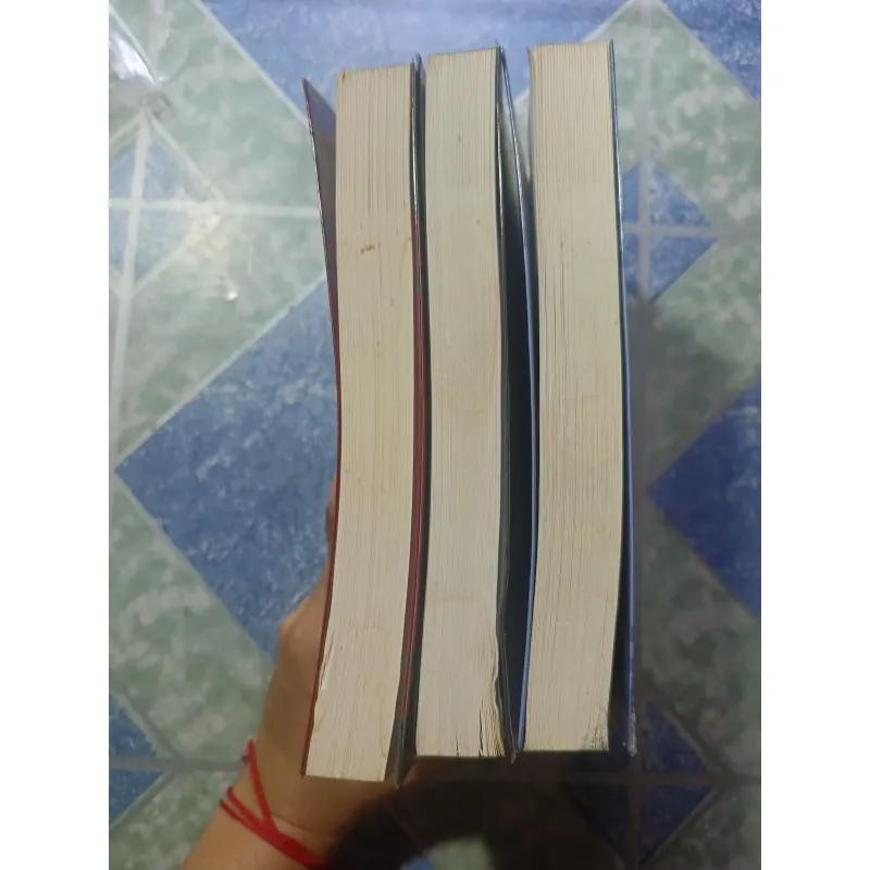 Đấu trường sinh tử ( 3 cuốn) - Suzanne Collins 993558