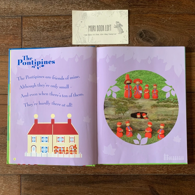 Sách ngoại văn The Complete Book of Songs and Rhymes from "In the Night Garden, Used, 505964