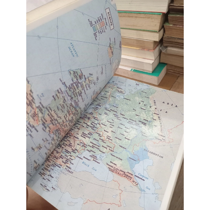 Almanac văn hóa thế giới 2002-2003 - Việt Anh, Hồng Phúc 974000