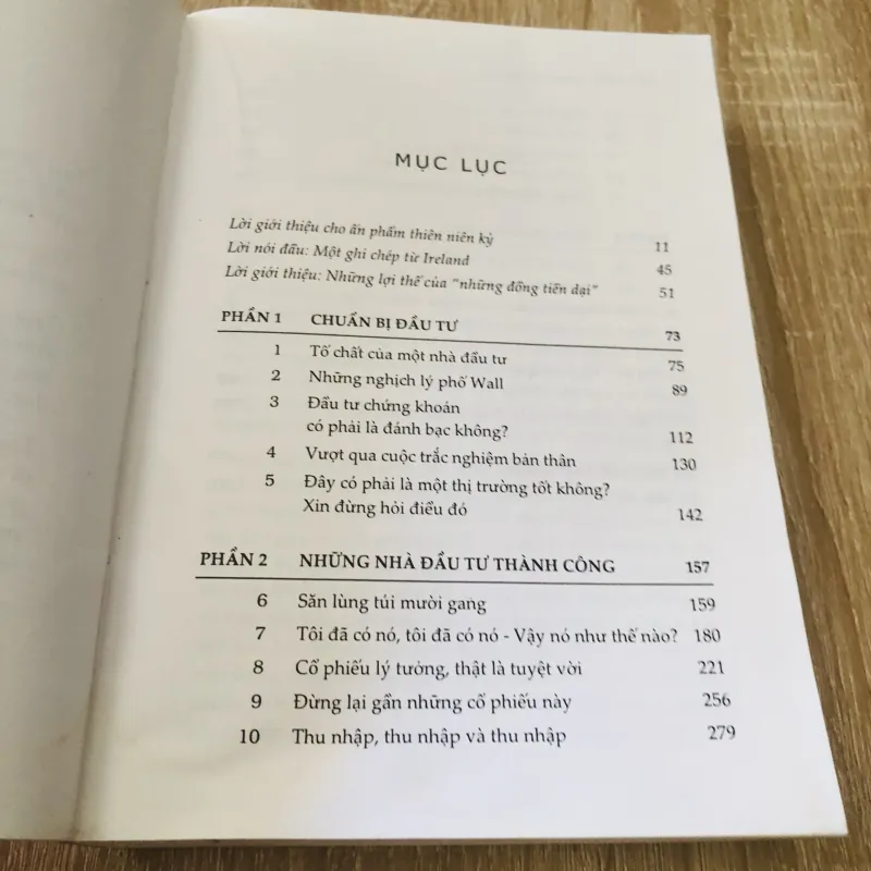 TRÊN ĐỈNH PHỐ WALL  1004032