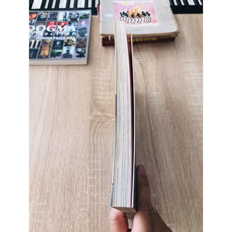 LÀM QUEN KINH TẾ HỌC QUA BIẾM HỌA (T2) 1007288