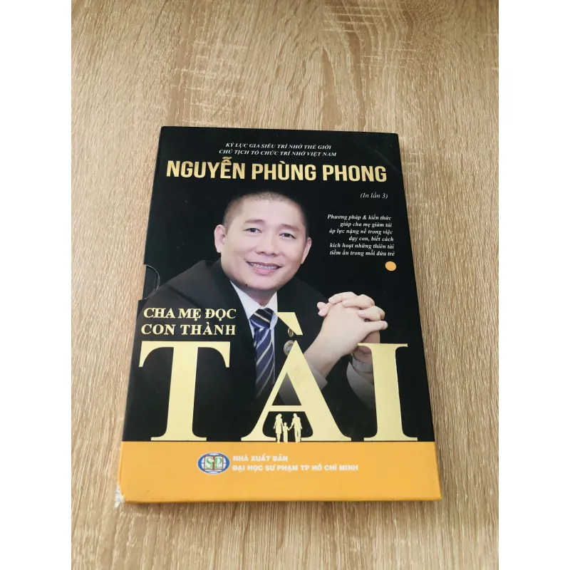 CHA MẸ ĐỌC CON THÀNH TÀI  1020349