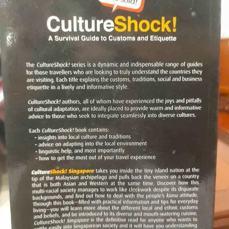 CultureShock! SINGAPORE, a survival guide to customs and Etiquette 569981