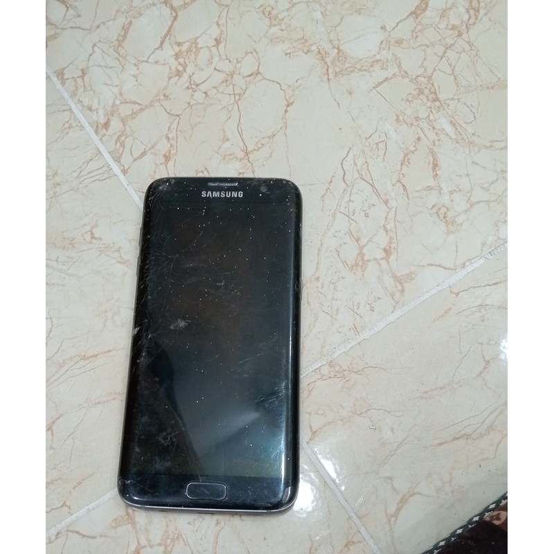 Samsung galaxy egge 7  183159