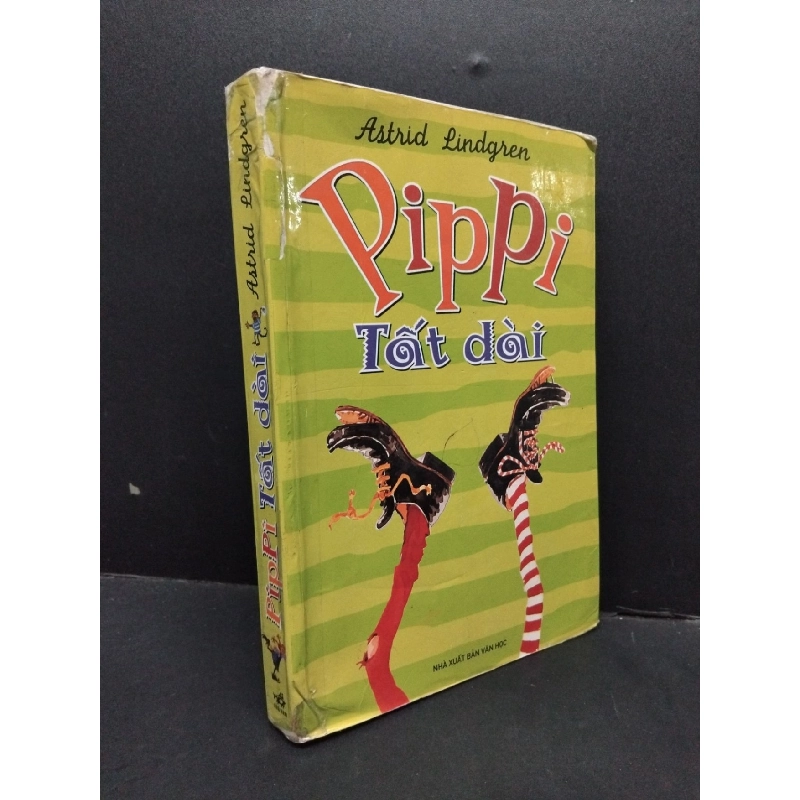 Pippi tất dài Astrid Lindfren mới 60% bẩn bìa, ố nhẹ, tróc gáy, tróc bìa, có chữ viết, ẩm 2013 HCM.ASB3010 917355