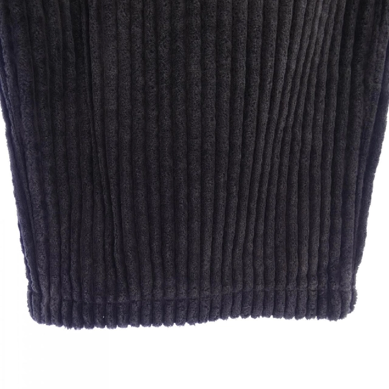 Quần REMI RELIEF - Hàng hiệu Authentic 889785