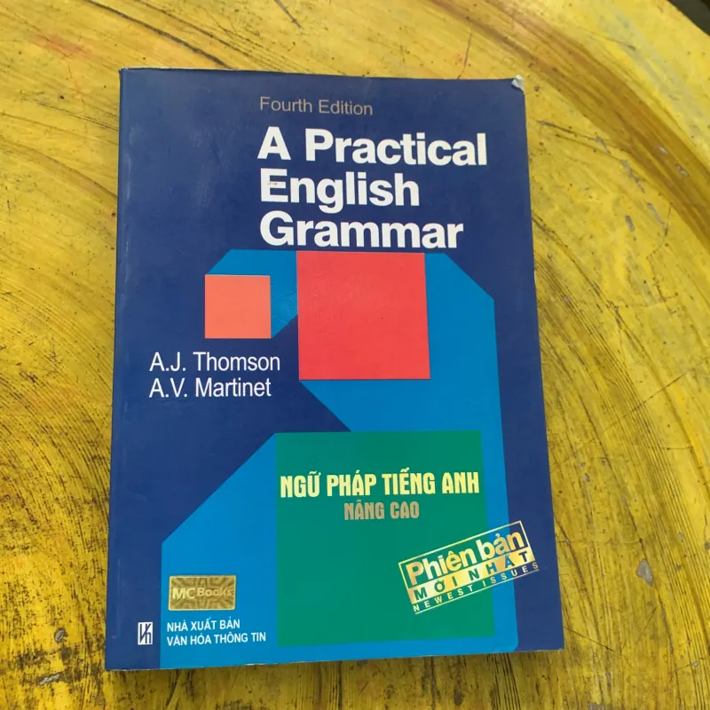 COMBO TỰ HỌC 20 CHỦ ĐỀ TỪ VỰNG TIẾNG ANH (bảng từ) & A PRACTICAL ENGLISH GRAMMAR  779019