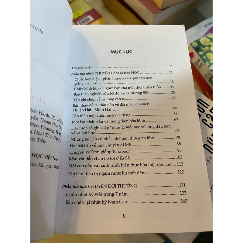 NHỮNG CÂU CHUYỆN HIỆN VẬT (TẬP II) 1009562