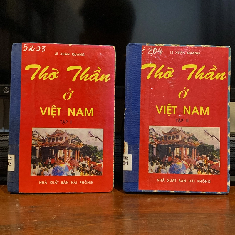 THỜ THẦN Ở VIỆT NAM, TẬP 1 + TẬP 2, ĐÓNG BÌA CỨNG XƯA, XUẤT BẢN NĂM 1996 501194