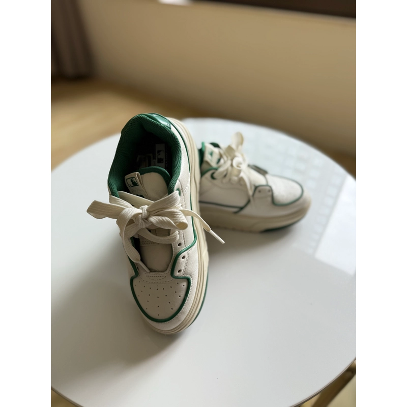 Giày MLB chính hãng size 36 nguyên hộp 541108
