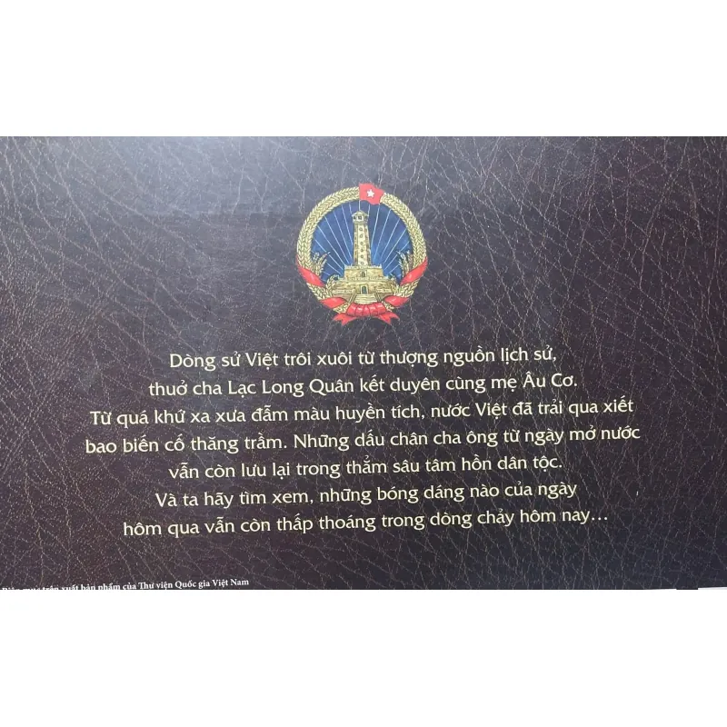SÁCH LƯỢC SỬ NƯỚC VIỆT BẰNG TRANH 700735