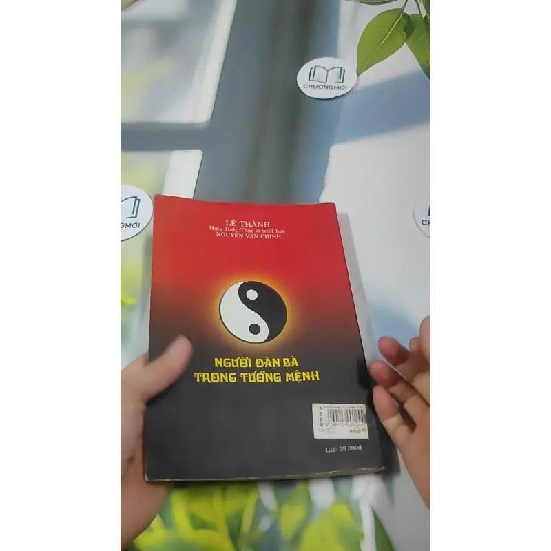 Người Đàn Bà Trong Tướng Mệnh - Lê Thành 727384
