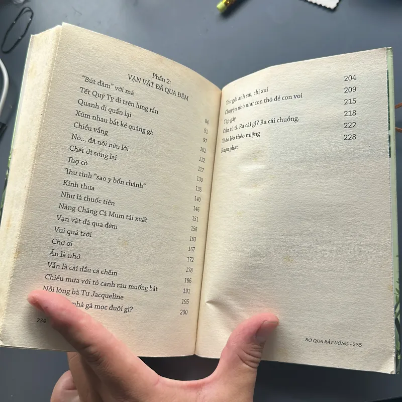 Bỏ Qua Rất Uổng (tản văn - bút ký) - Lê Giang 958228