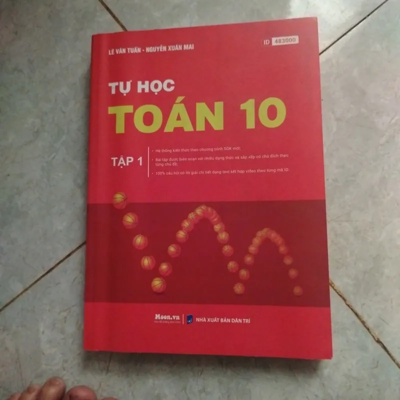 Sách tự học toán 10 (moon book) 970861