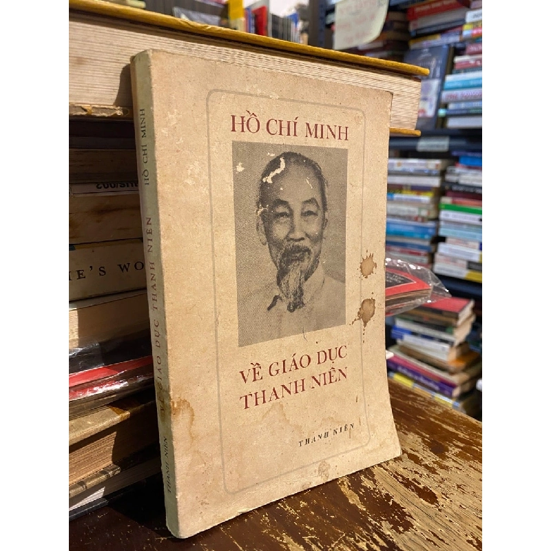 Về giáo dục thanh niên - Hồ Chí Minh 377136