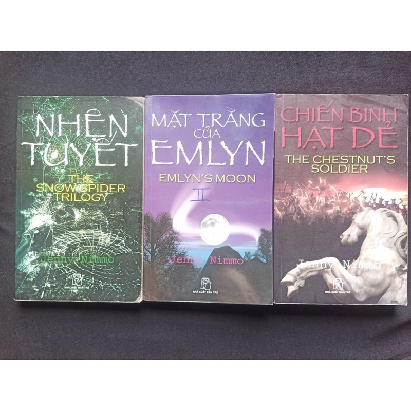 Bộ ba cuốn Nhện Tuyết + Mặt trăng của Emlyn + Chiến binh hạt dẻ - Jenny Nimmo 166837