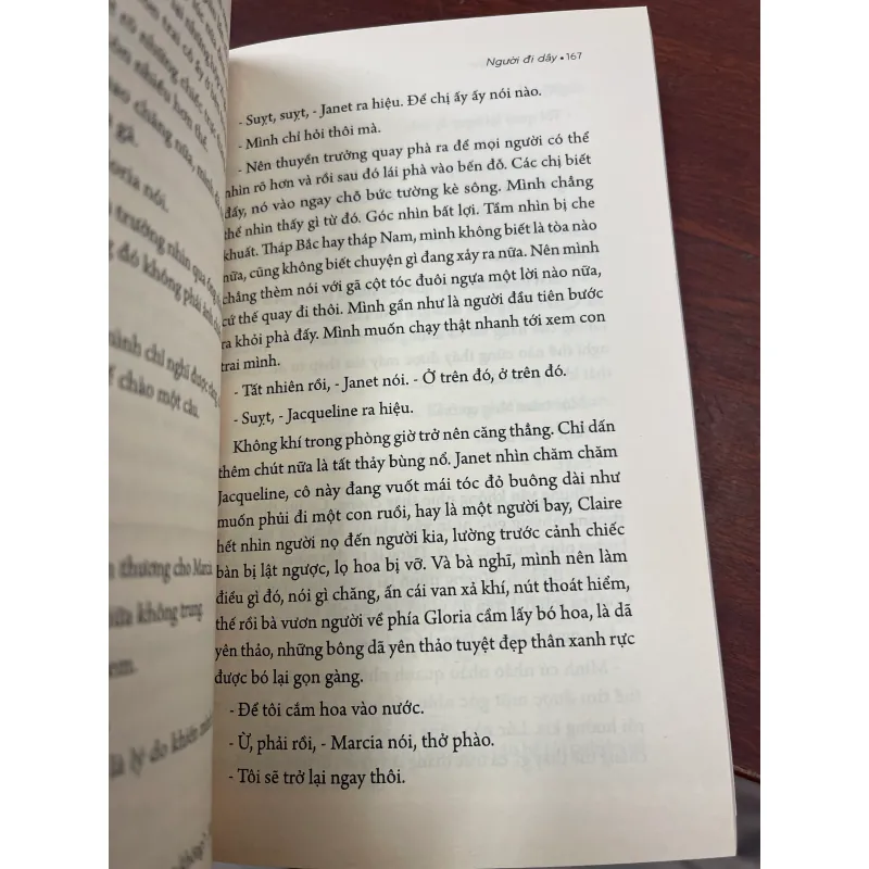 NGƯỜI ĐI DÂY - COLUM MCCANN  995294