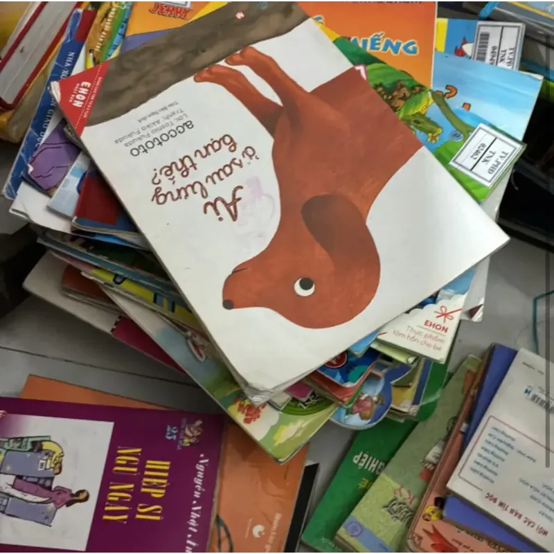 Sách thiếu nhi mỏng cho trẻ từ 0- 8 tuổi. (5 kg) 1022490