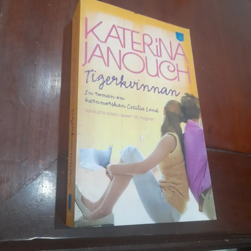 KATERiNA JANOUCH - Tigerkvinnan 791158