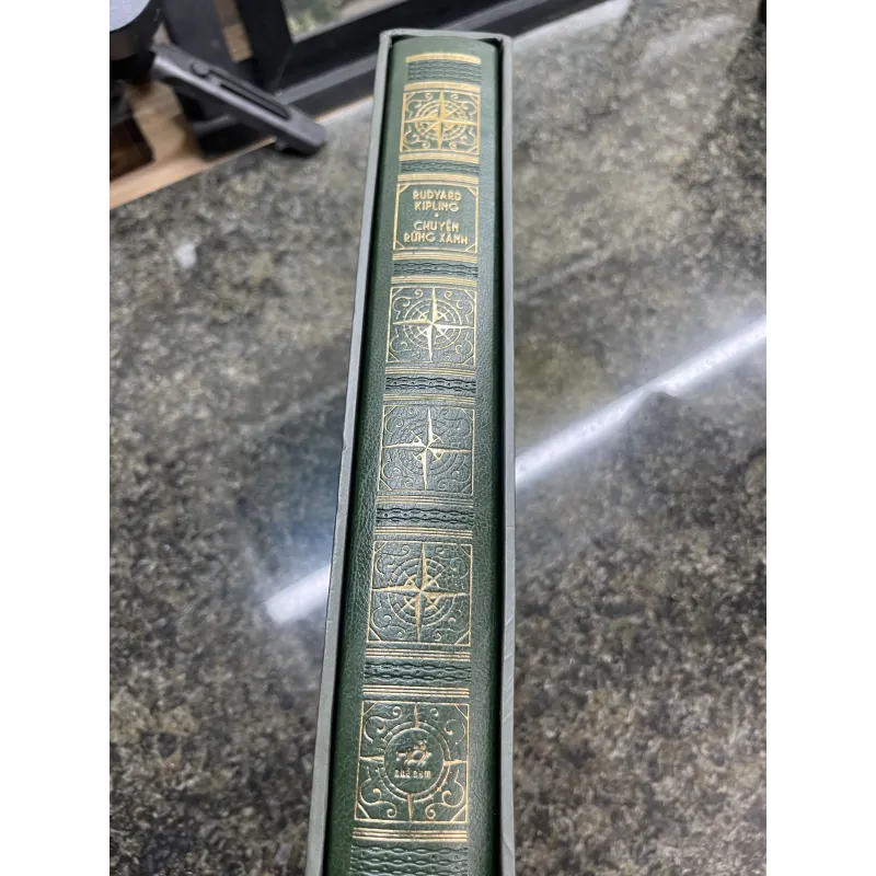 Chuyện rừng xanh Rudyard Kipling bản đặc biệt bìa da 744926