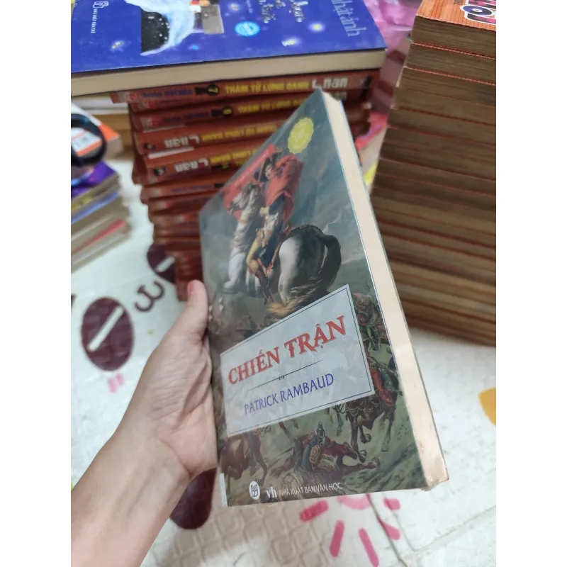 CHIẾN TRẬN – PATRICK RAMBAUD (TIỂU THUYẾT ĐOẠT GIẢI GONCOURT) - k4 1019021