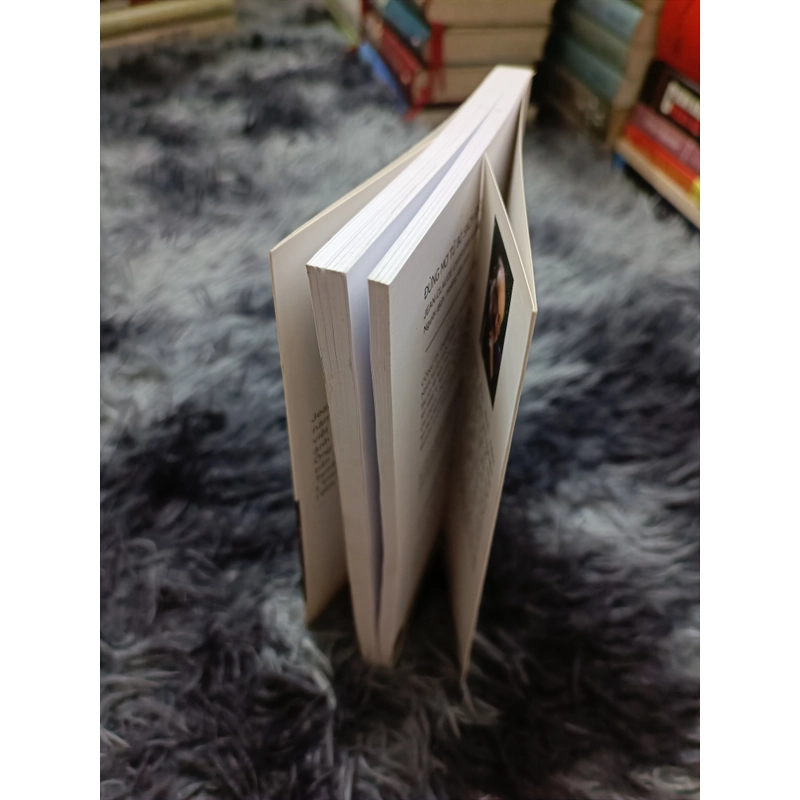 Đừng mơ từ bỏ sách giấy (Umberto Eco) 535533