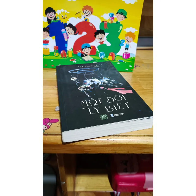 Một Đời Ly Biệt ---Lan Nhược Nhất  927657